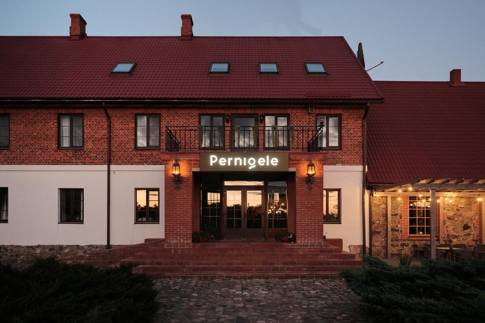 Hotel Pernigele Yelgavkrasty Εξωτερικό φωτογραφία